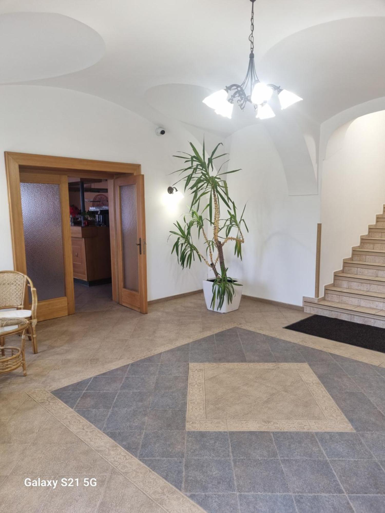 Hotel Zamecek Raspenava エクステリア 写真